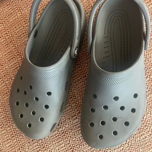 CROCS:Authentic in Gray Sz 8-10